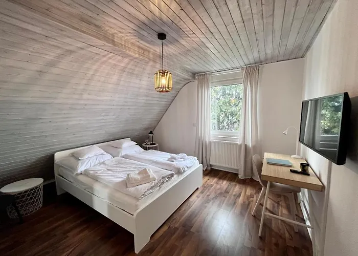 בית אירוח Schoenes In Gepflegter - 1 *