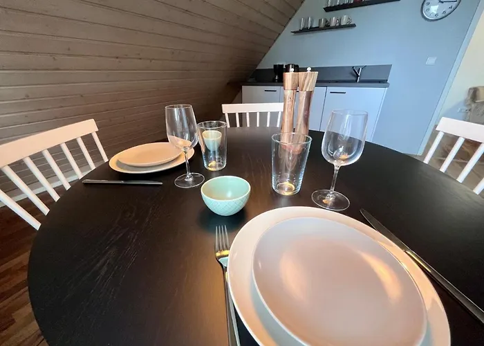 Schoenes In Gepflegter - 1 *