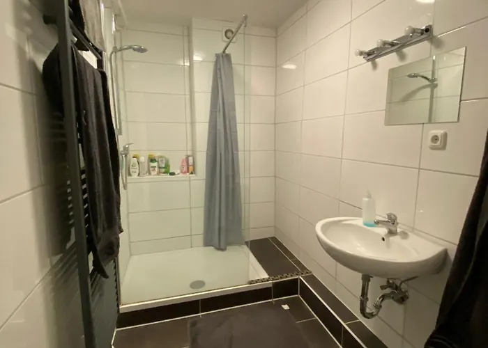 בית אירוח Schoenes In Gepflegter - 1 *